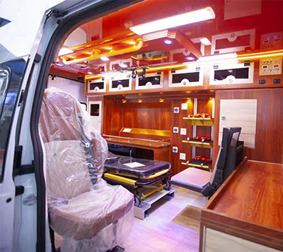 德令哈市车辆内部展示